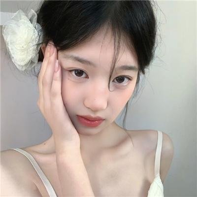 妮可睡不著